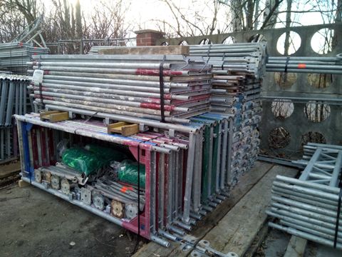 Lot Layher, échafaudage pour travaux de toiture : 250m²