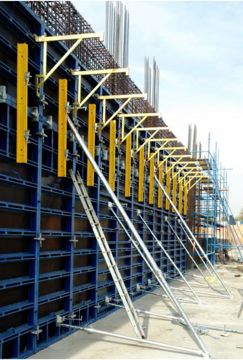 Coffrage acier : 925m², hauteur: 2,70m