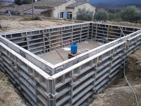 Coffrage pour piscine 9x4m