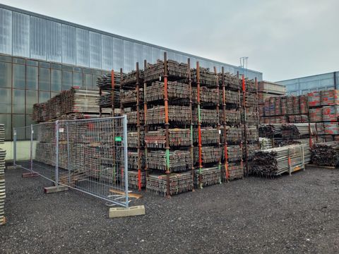 Echafaudage occasion multidirectionnel Altrad Plettac Contur – 500 tonnes disponible